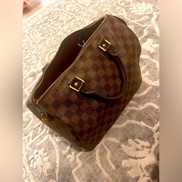 Louis Vuitton Handbags - Louis Vuitton speedy 35 authentic